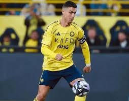 精准达标！张伟丽、舍甫琴科均124.6磅过磅，无体重差距，公平对决一触即发