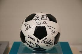 洛杉矶道奇队主帅罗伯茨获赠“2025 年度最佳教练”特别表彰奖