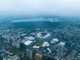 棒球场上的听觉心理捕手接球瞬间的响声对主审好球判定的干扰